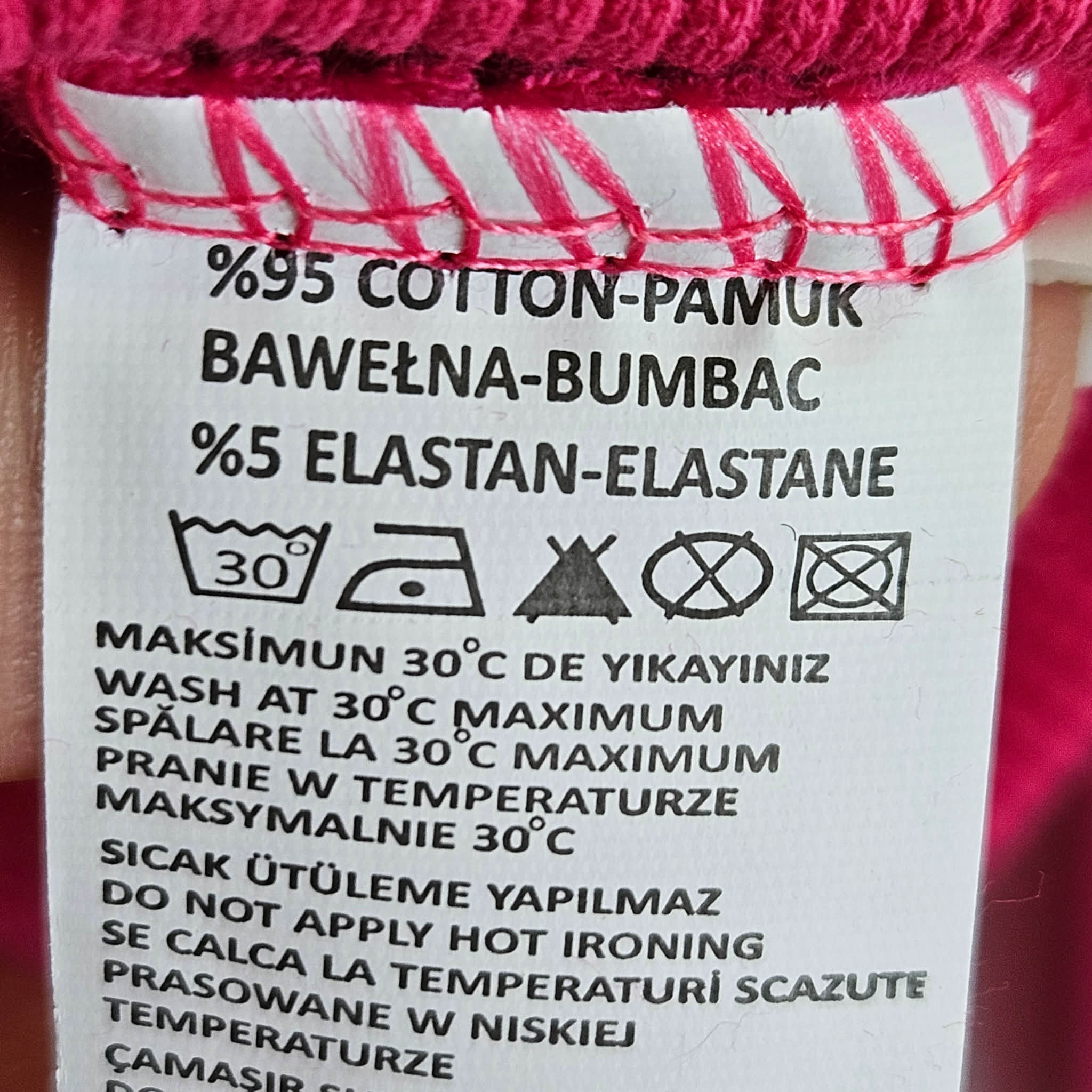 Laisvalaikio kostiumas